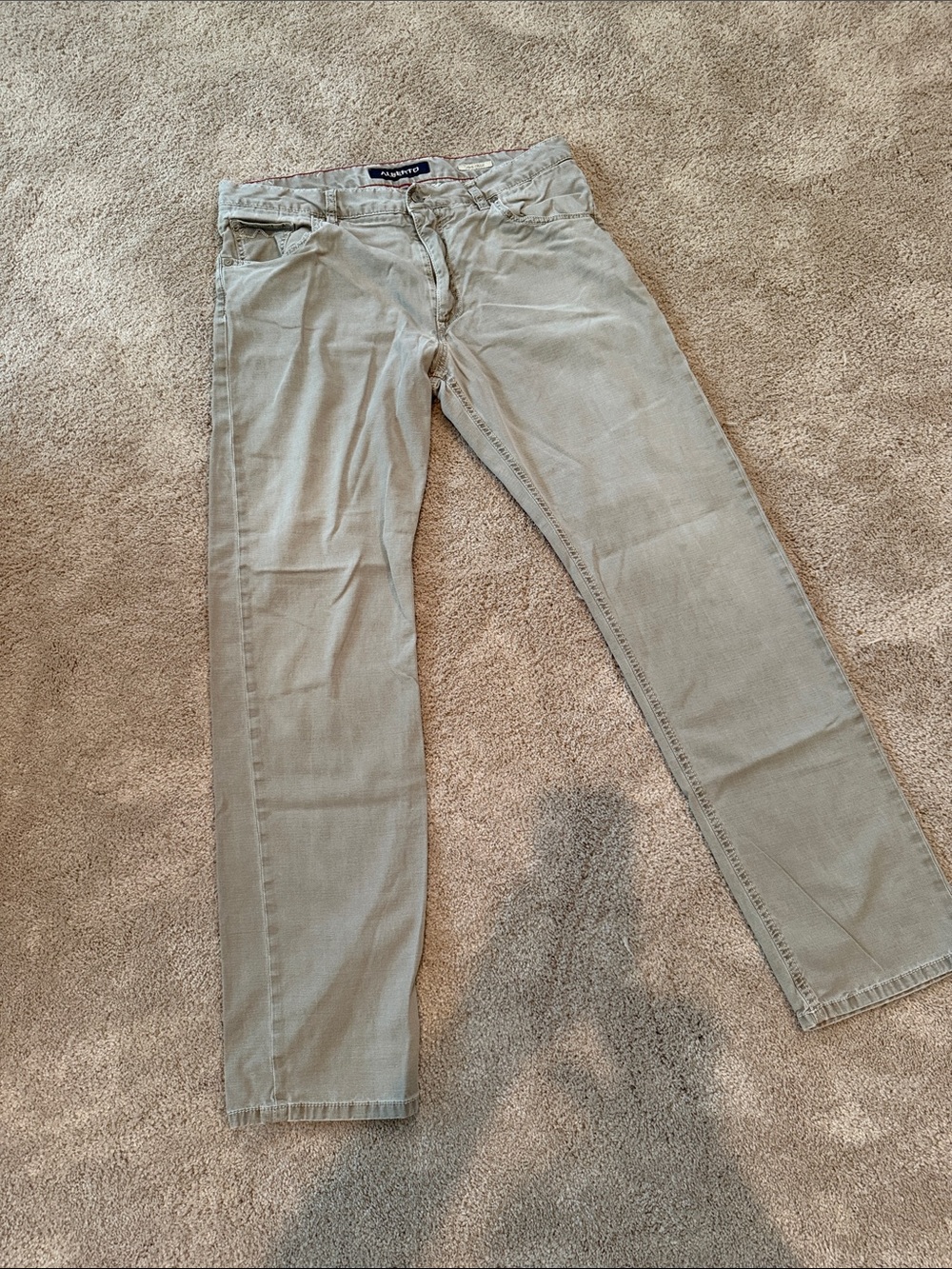 Alberto Straight Leg Jeans in Light Olive